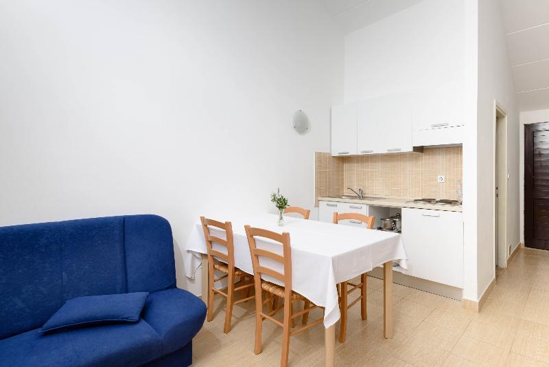 Apartment Medena Trogir Ngoại thất bức ảnh